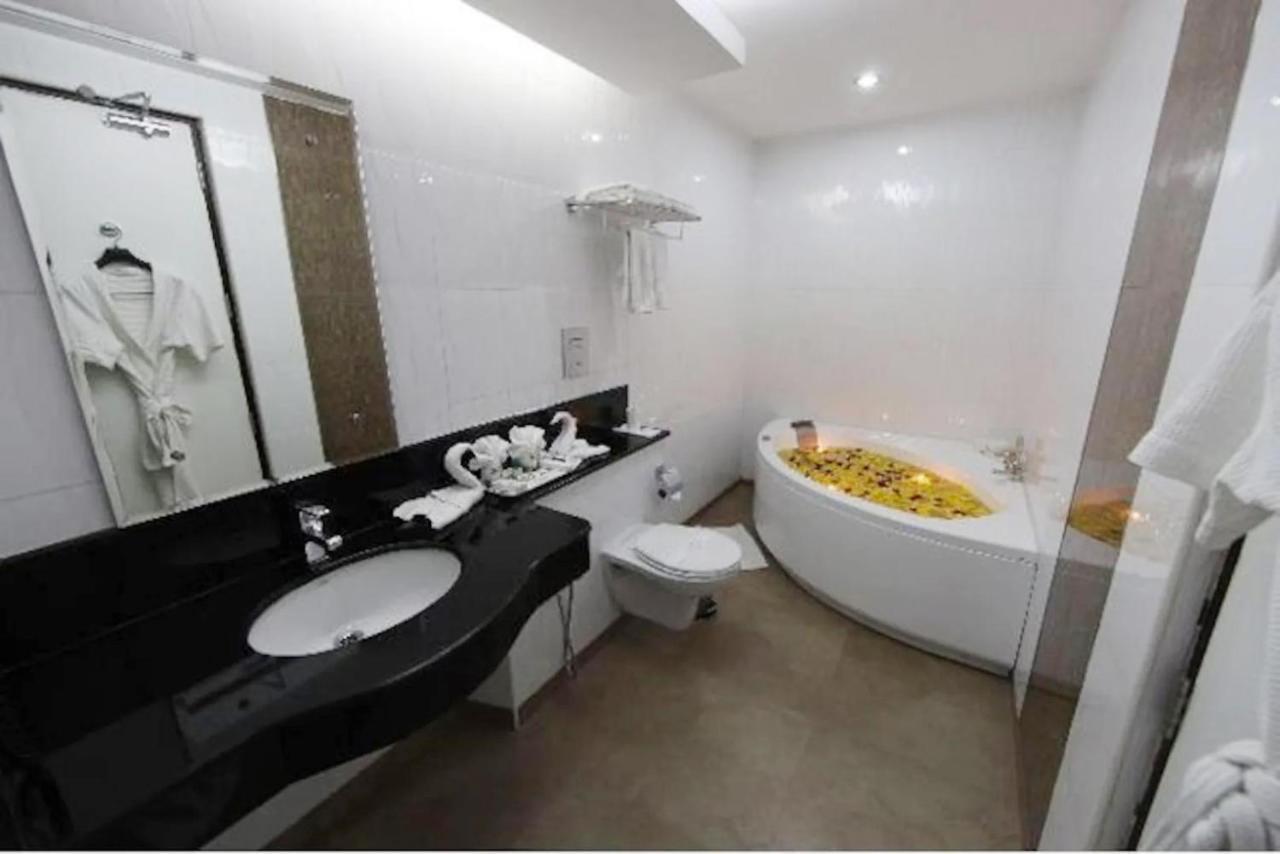 Fabhotel White Dammar Thiruvananthapuram Exterior photo