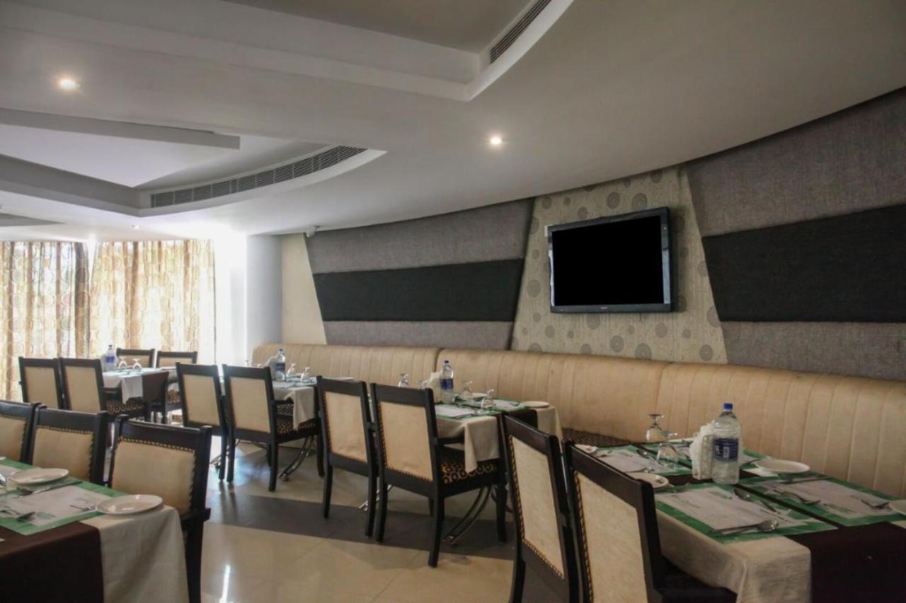 Fabhotel White Dammar Thiruvananthapuram Exterior photo